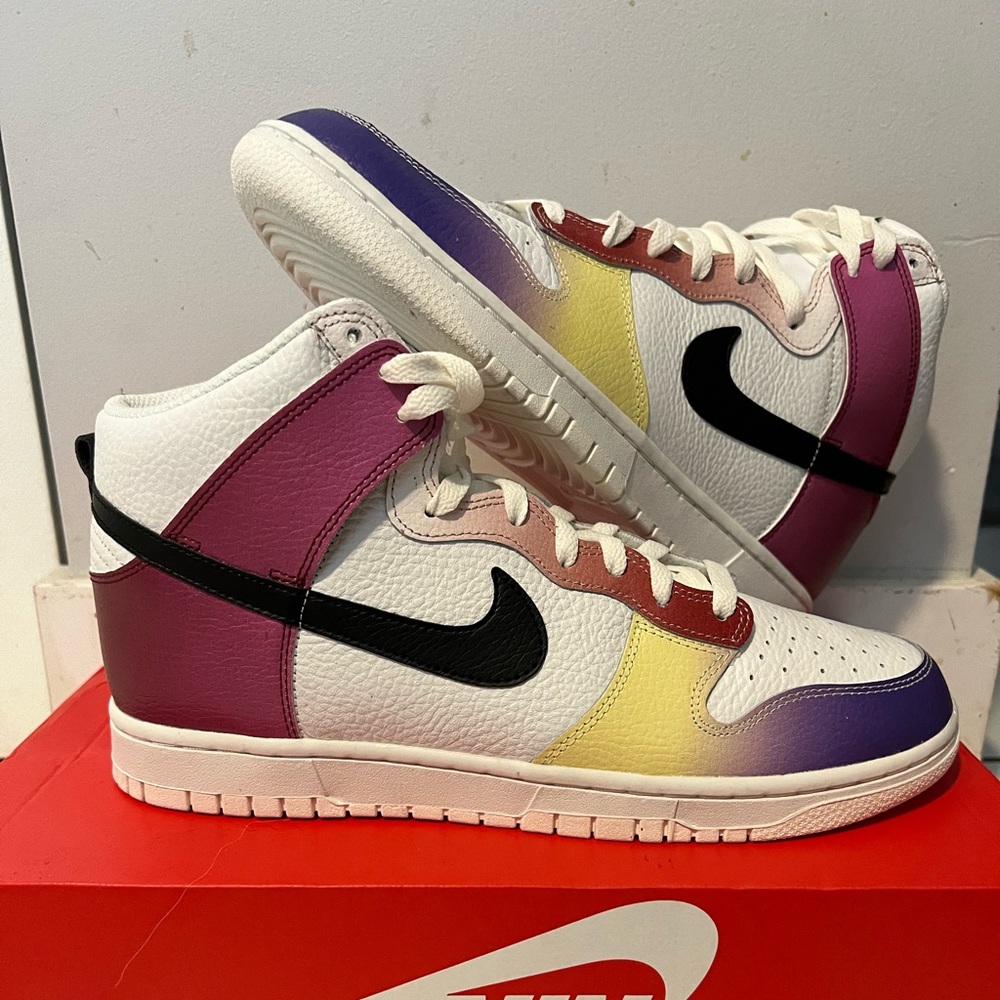 Nike dunk high multi-gradient